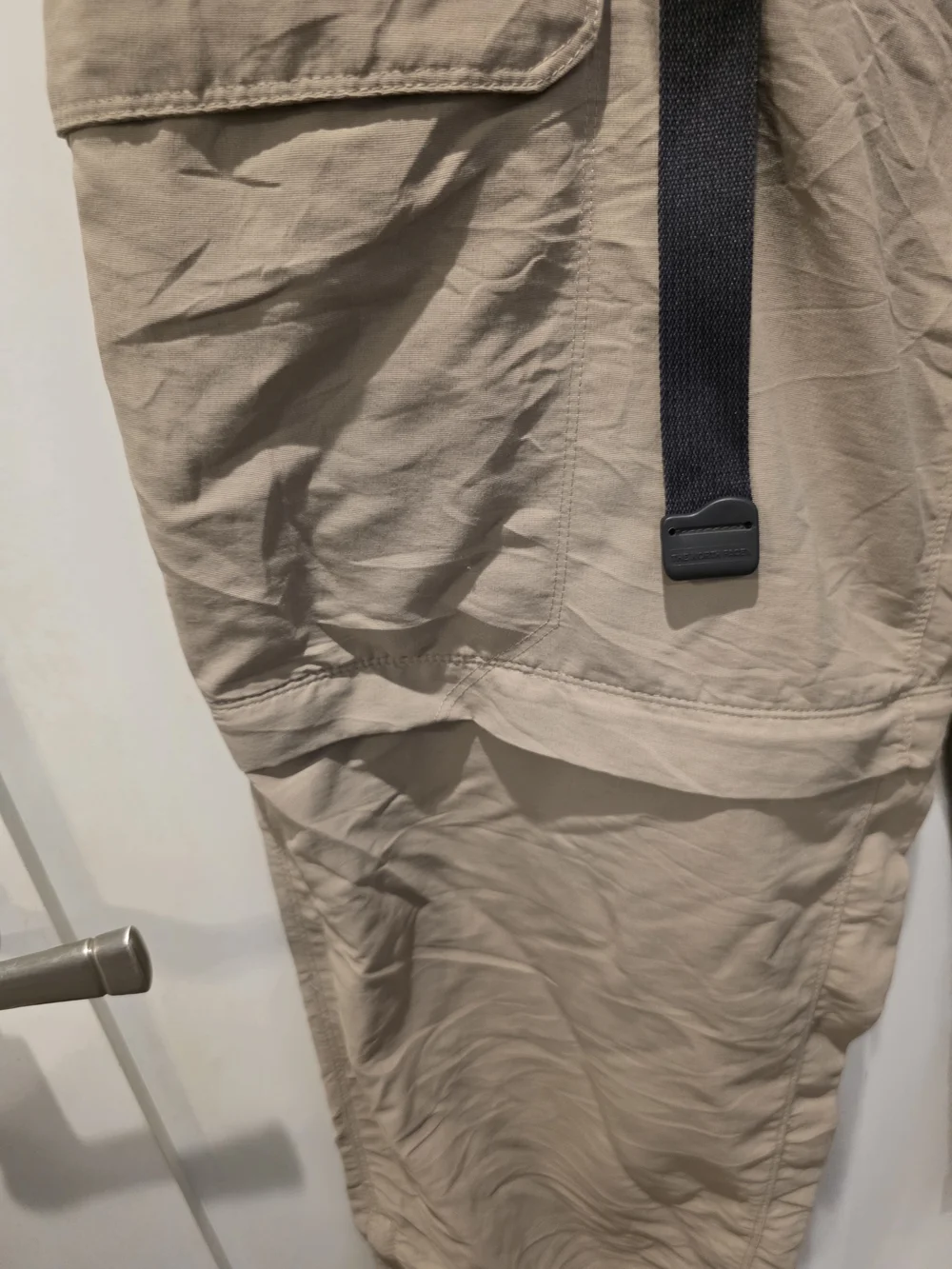 The North Face Paramount Peak Convertible Pants Men’s XXL Tan 39x32 Belt Flaw